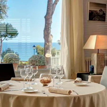 Hotel Park San Jorge & By Escampa 4*